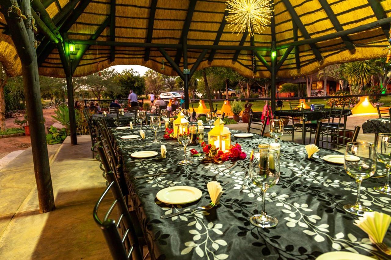 Lion'S Den Guesthouse Otjiwarongo Dış mekan fotoğraf