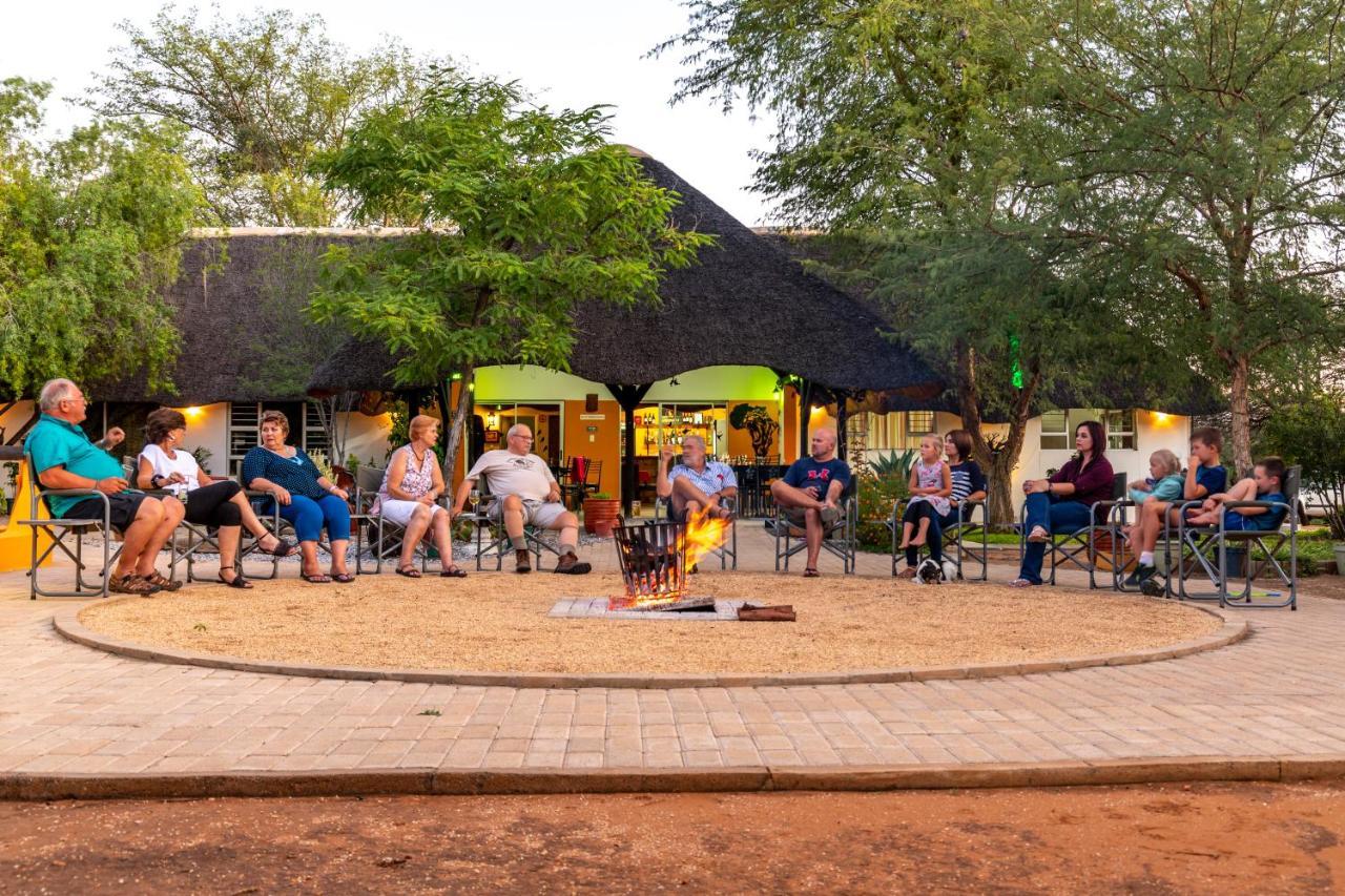Lion'S Den Guesthouse Otjiwarongo Dış mekan fotoğraf