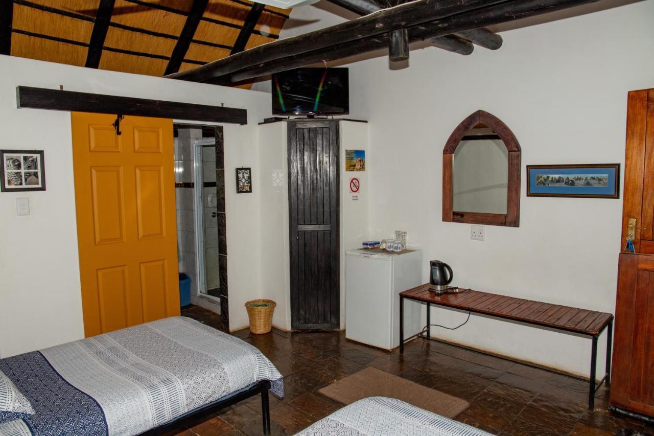 Lion'S Den Guesthouse Otjiwarongo Dış mekan fotoğraf