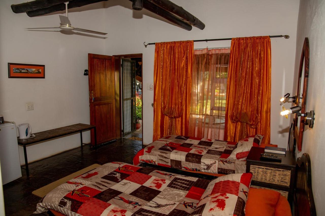 Lion'S Den Guesthouse Otjiwarongo Dış mekan fotoğraf